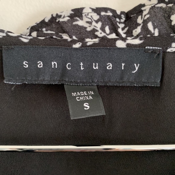 NWOT SANCTUARY SLEEVELESS DRESS WITH WHITE FLOWERS PRINT - Picture 10 of 12